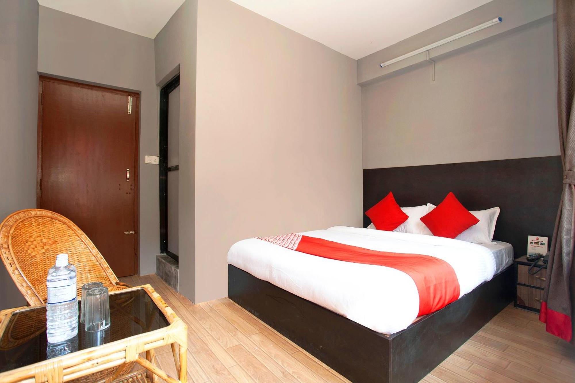 Oyo 587 Hotel Tradition Inn Kathmandu Exteriör bild