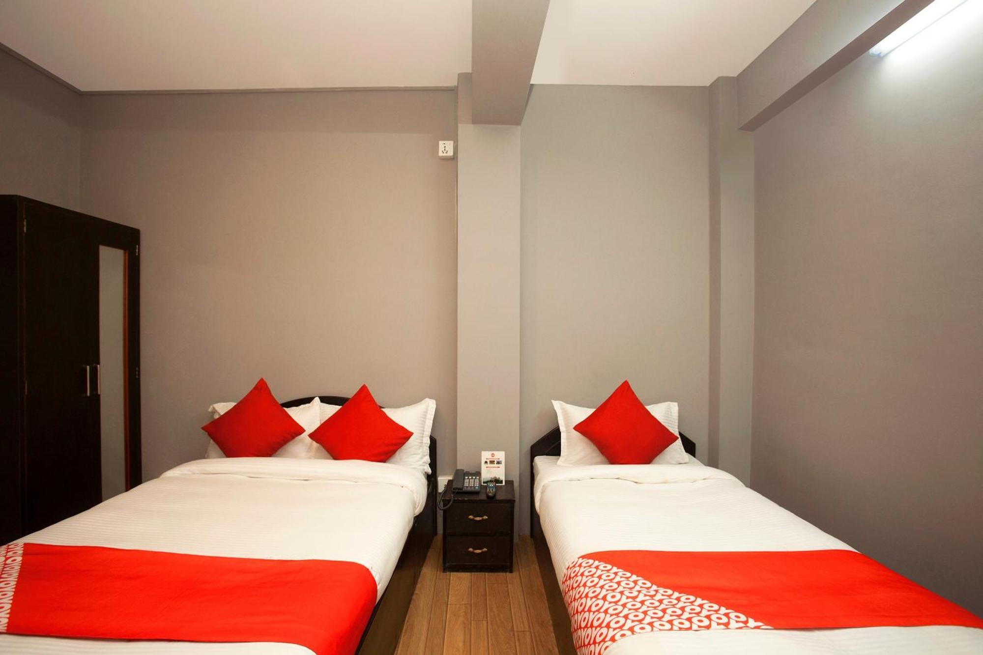 Oyo 587 Hotel Tradition Inn Kathmandu Exteriör bild
