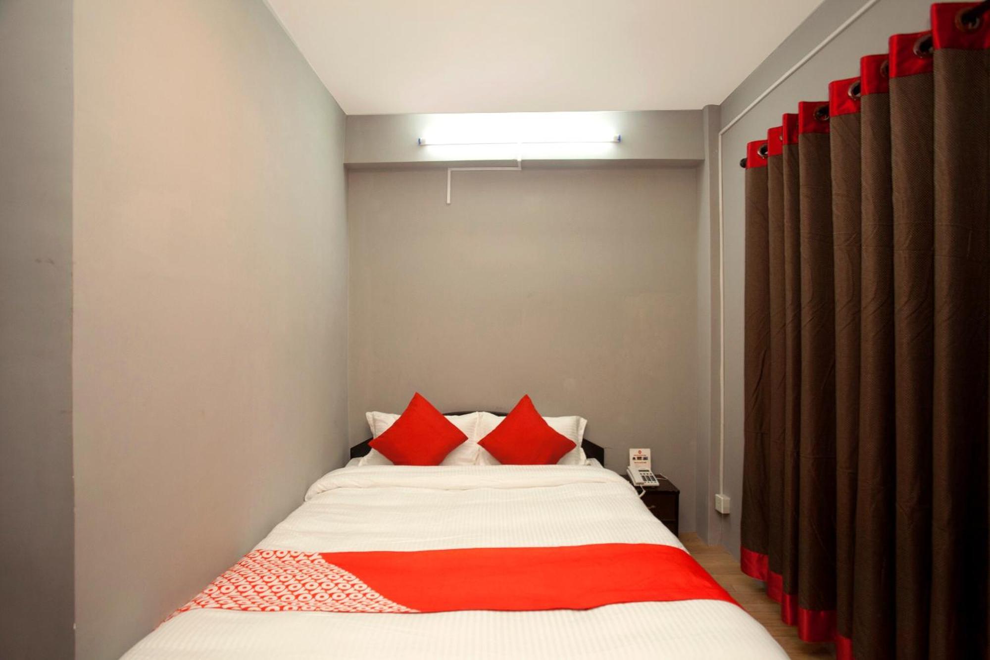 Oyo 587 Hotel Tradition Inn Kathmandu Exteriör bild